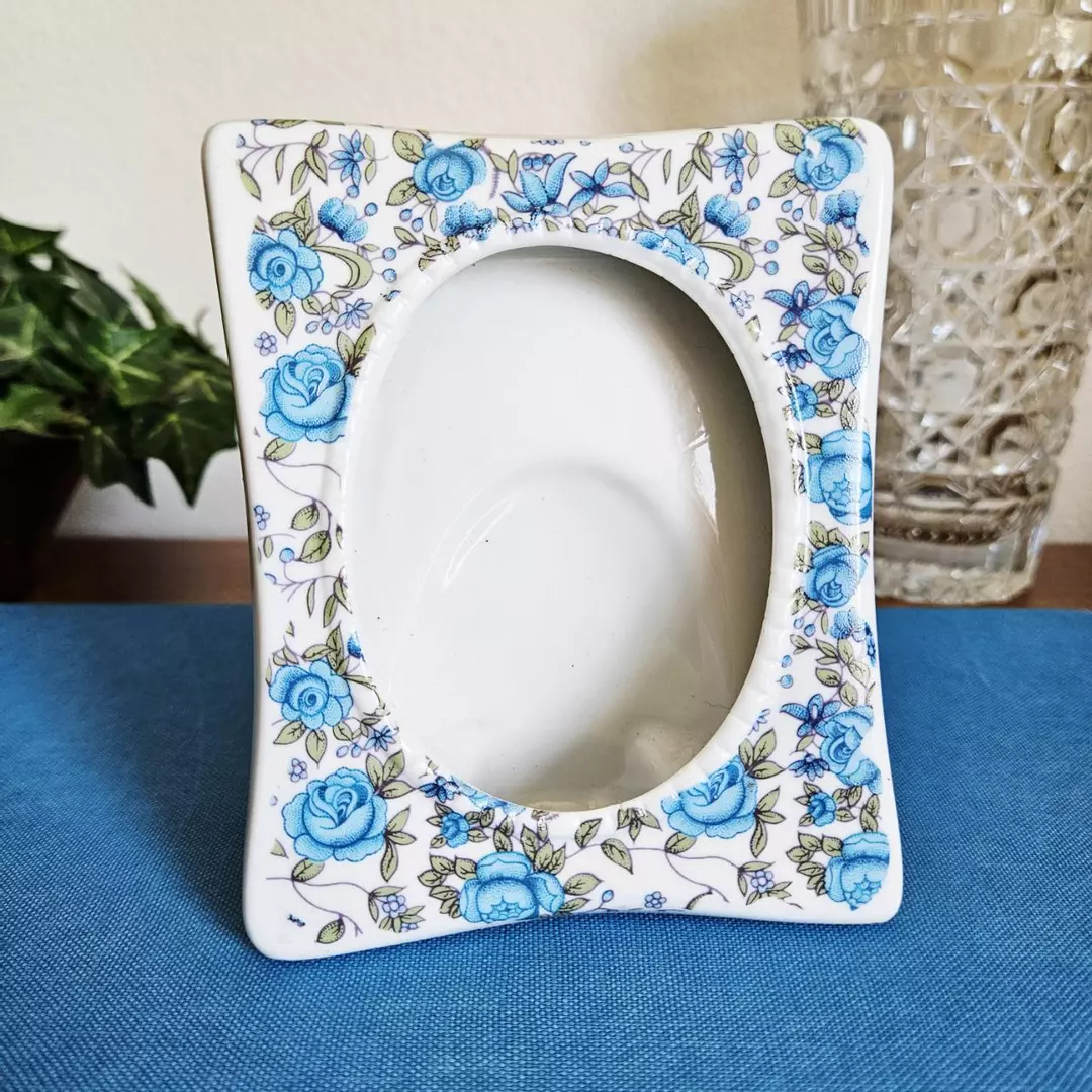 Vintage Ceramic Floral Picture Frame thumbnail