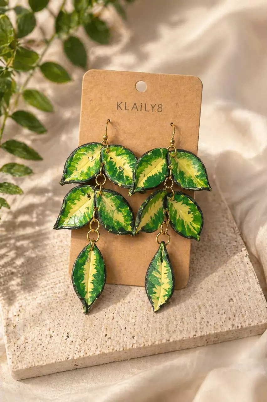 Hoya Polyneura Dangle Earrings thumbnail
