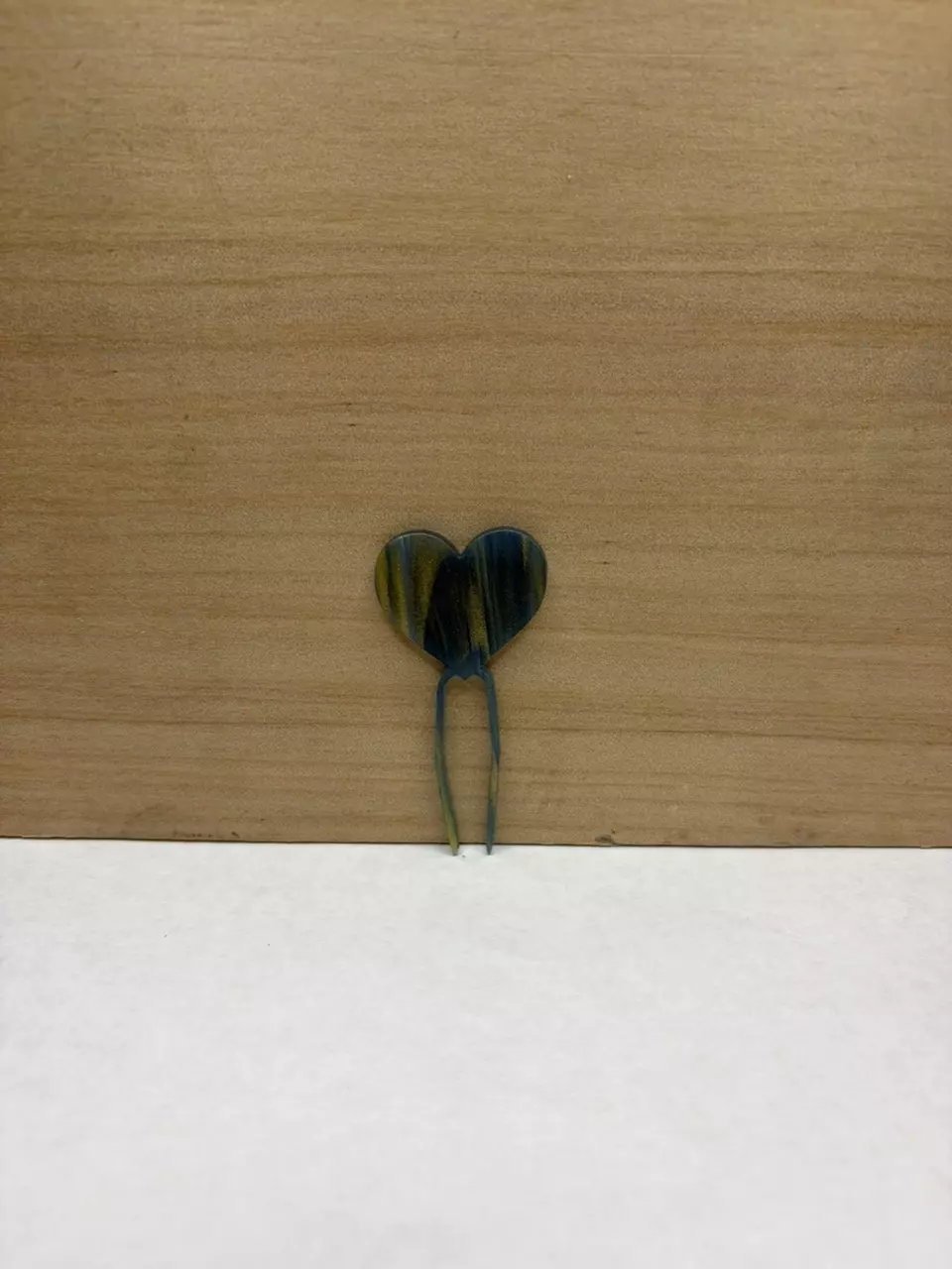 5pk Dark Ocean Heart Prop Pins thumbnail