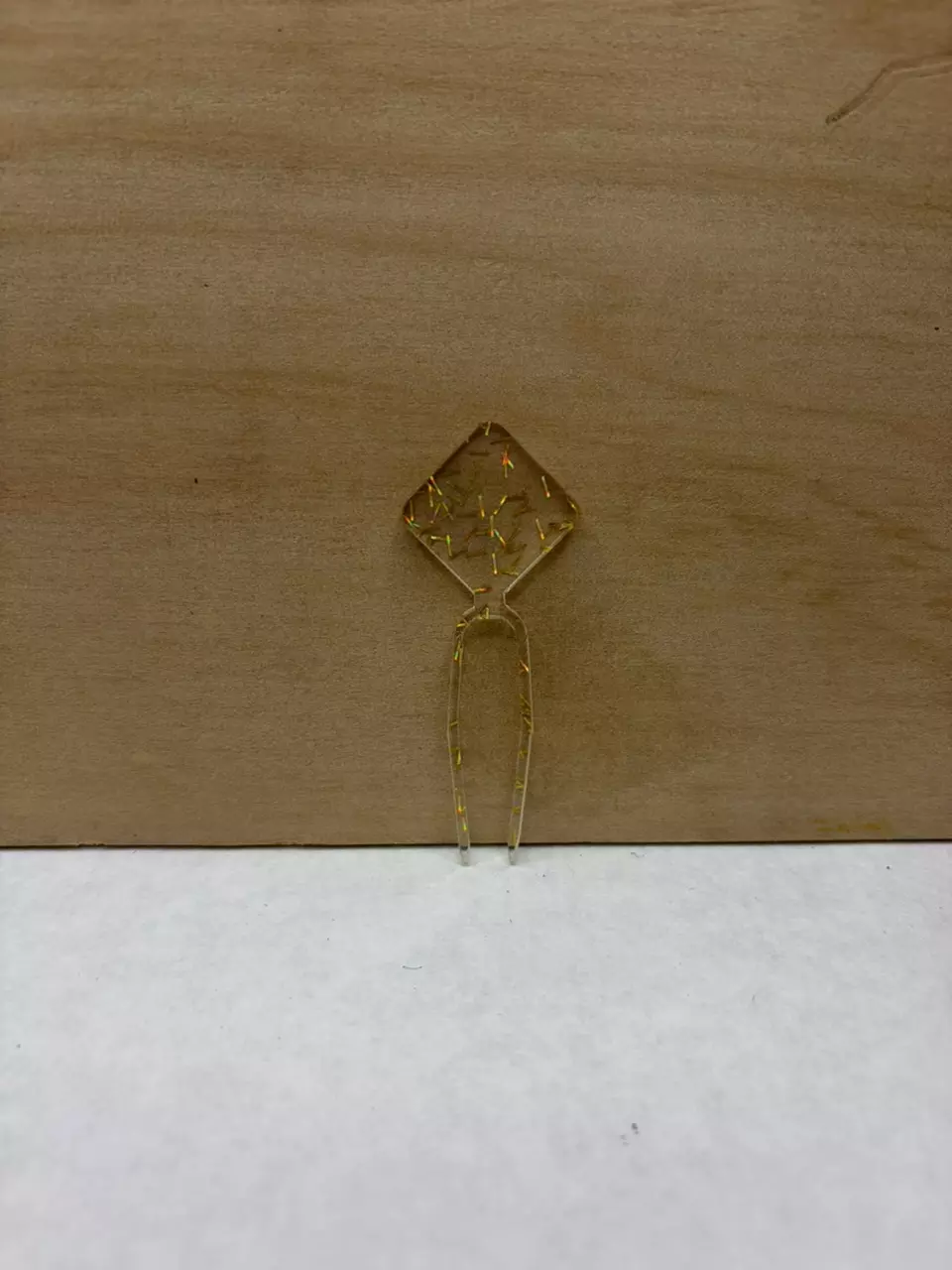 5pk Golden Tinsel Diamond Prop Pins thumbnail