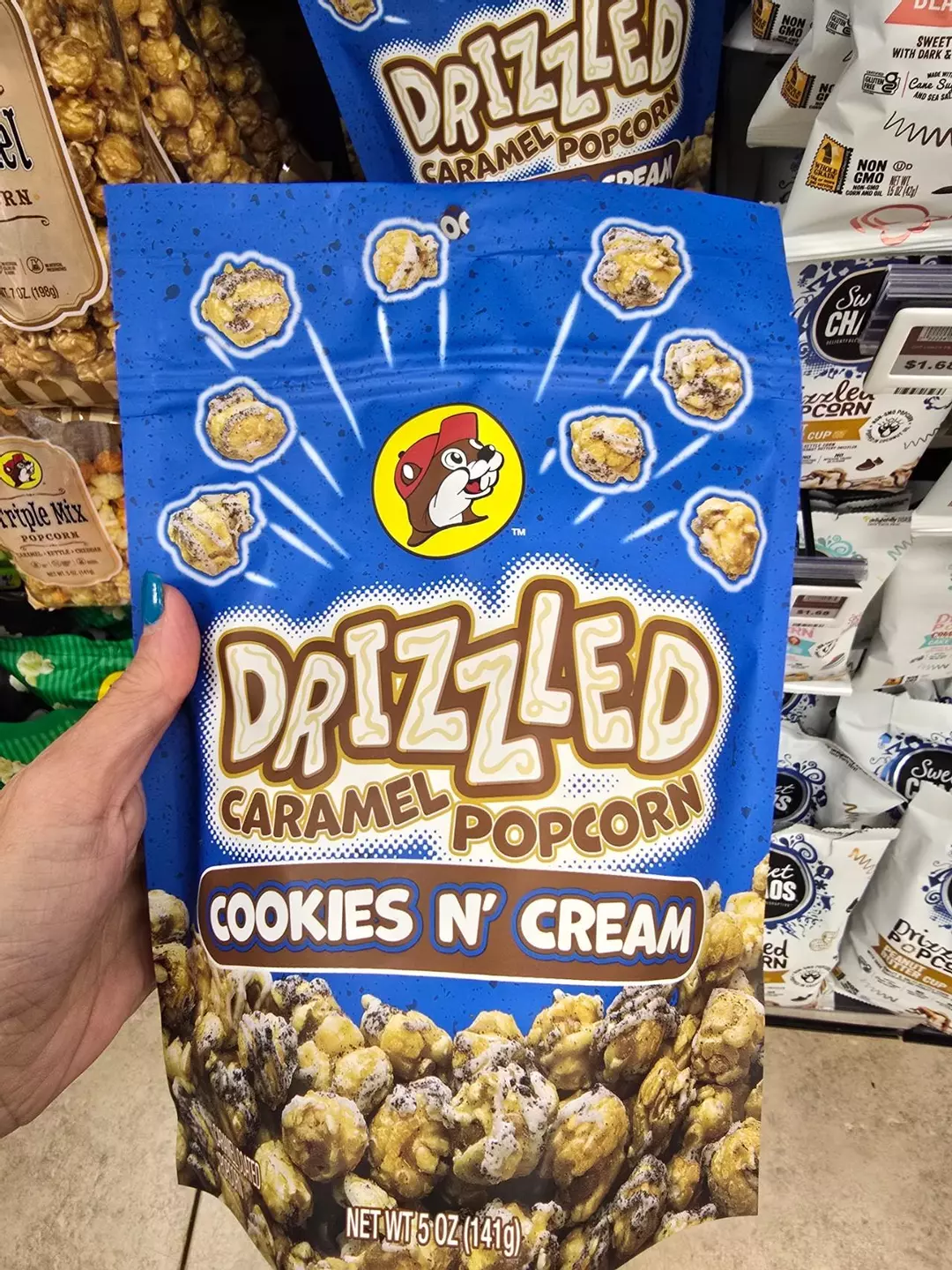 Drizzled caramel popcorn cookies and cream Bucees thumbnail