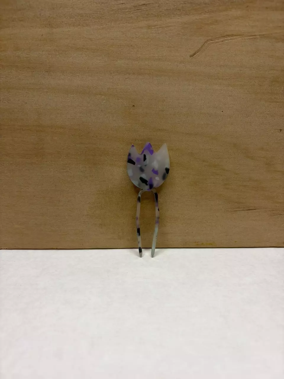 5pk Bowling Ball Tortoise Shell  Tulip Prop Pins thumbnail