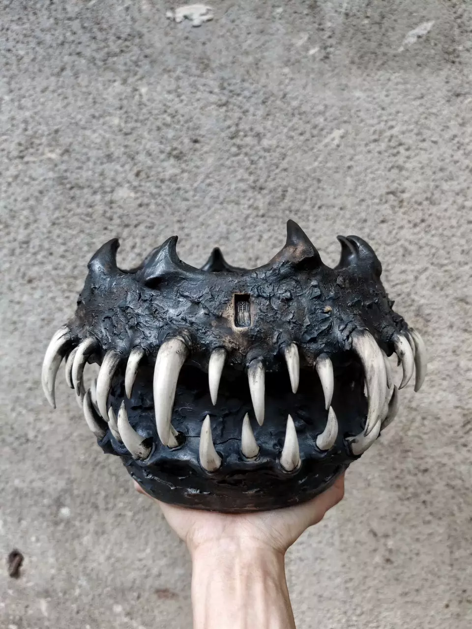 Dark Gothic style flowerpot with black and white fangs thumbnail