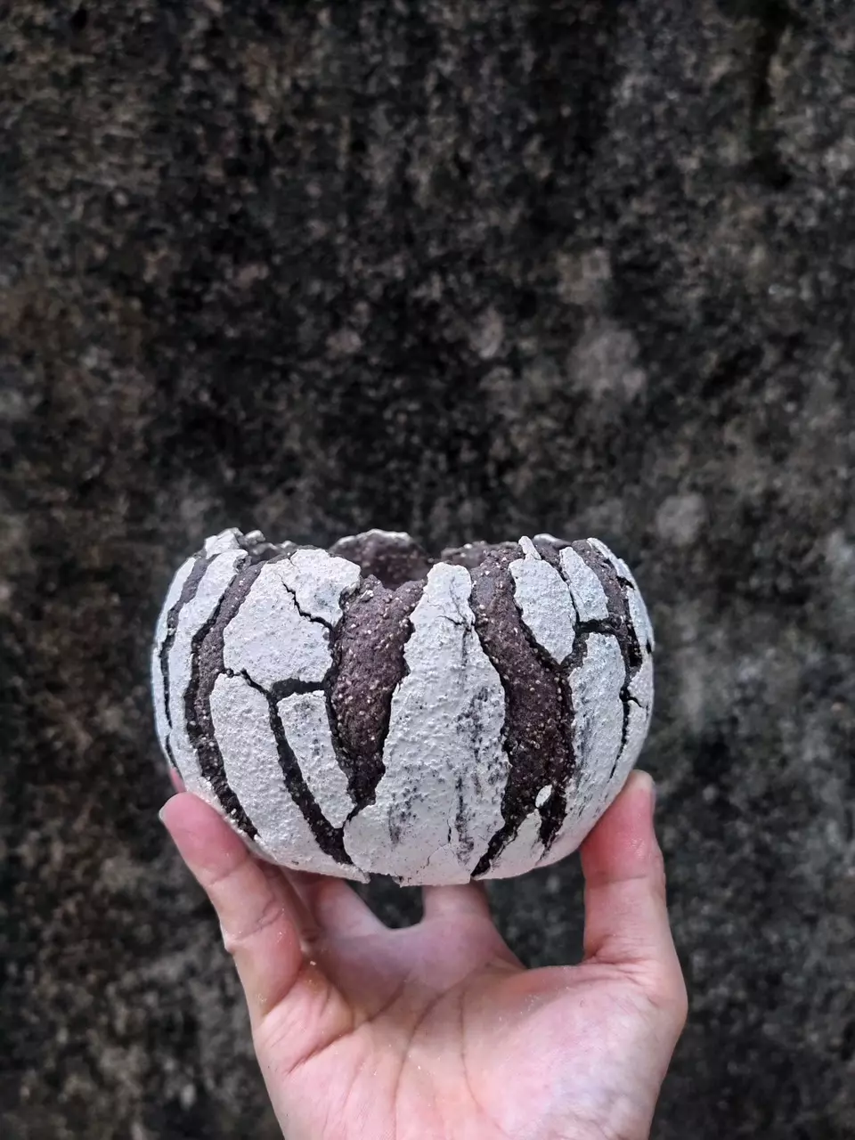 Hand-pinched cracked ceramic flowerpot thumbnail