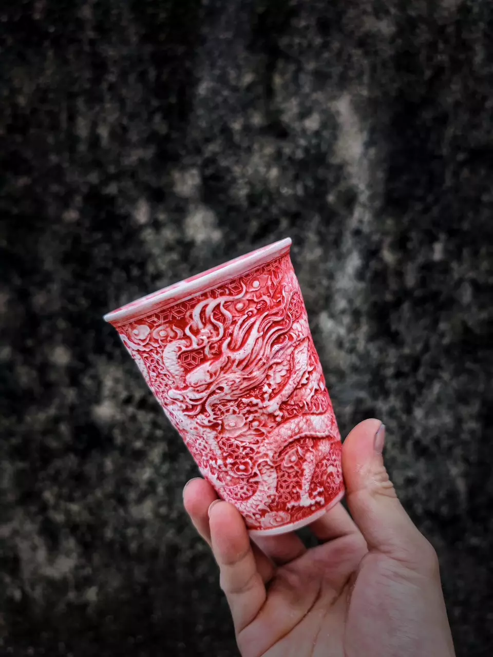 Ceramic carved dragon pattern flowerpot thumbnail