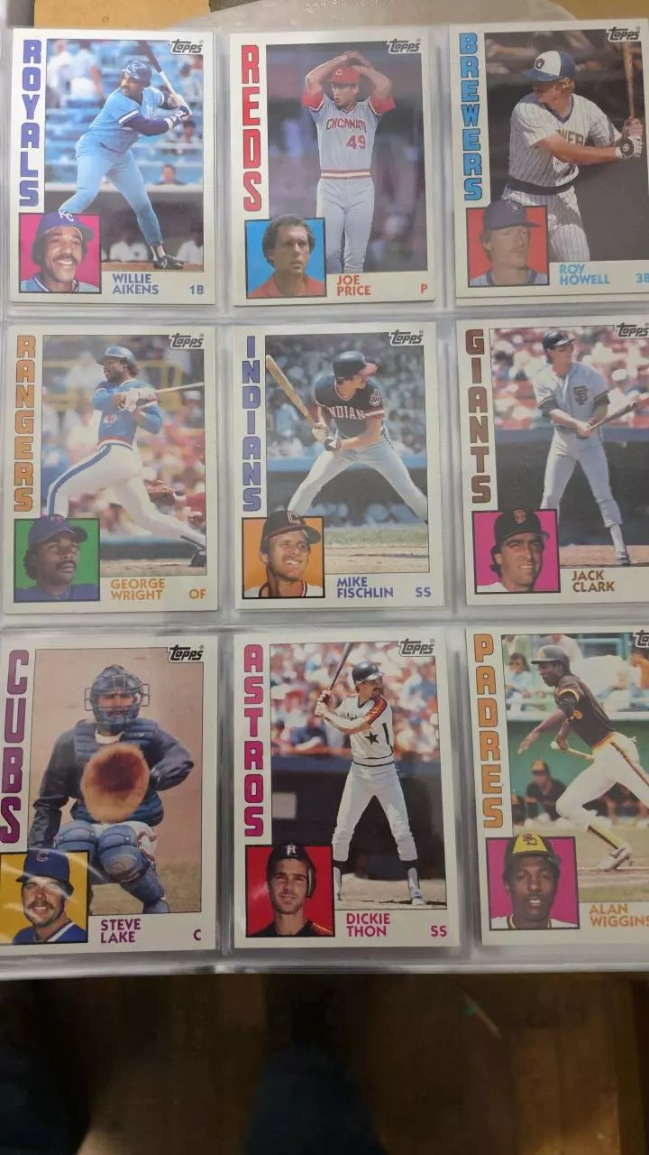 1984 Topps Baseball Complete Set (792) thumbnail