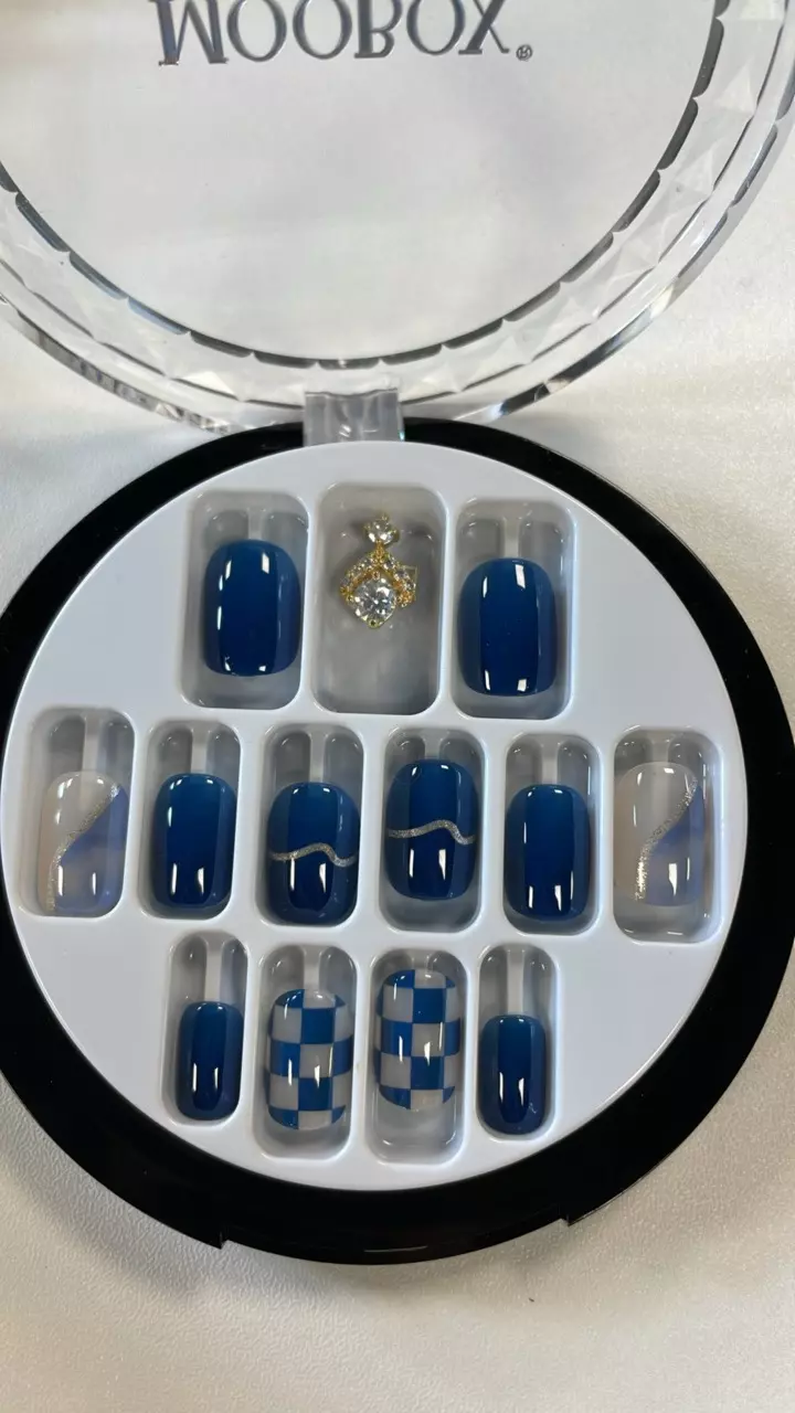 Full size press-on box! thumbnail