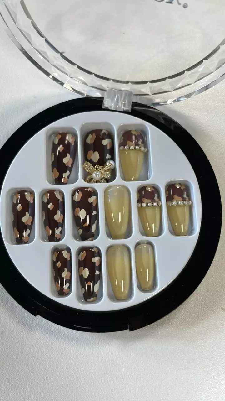 Full size press-on box! thumbnail