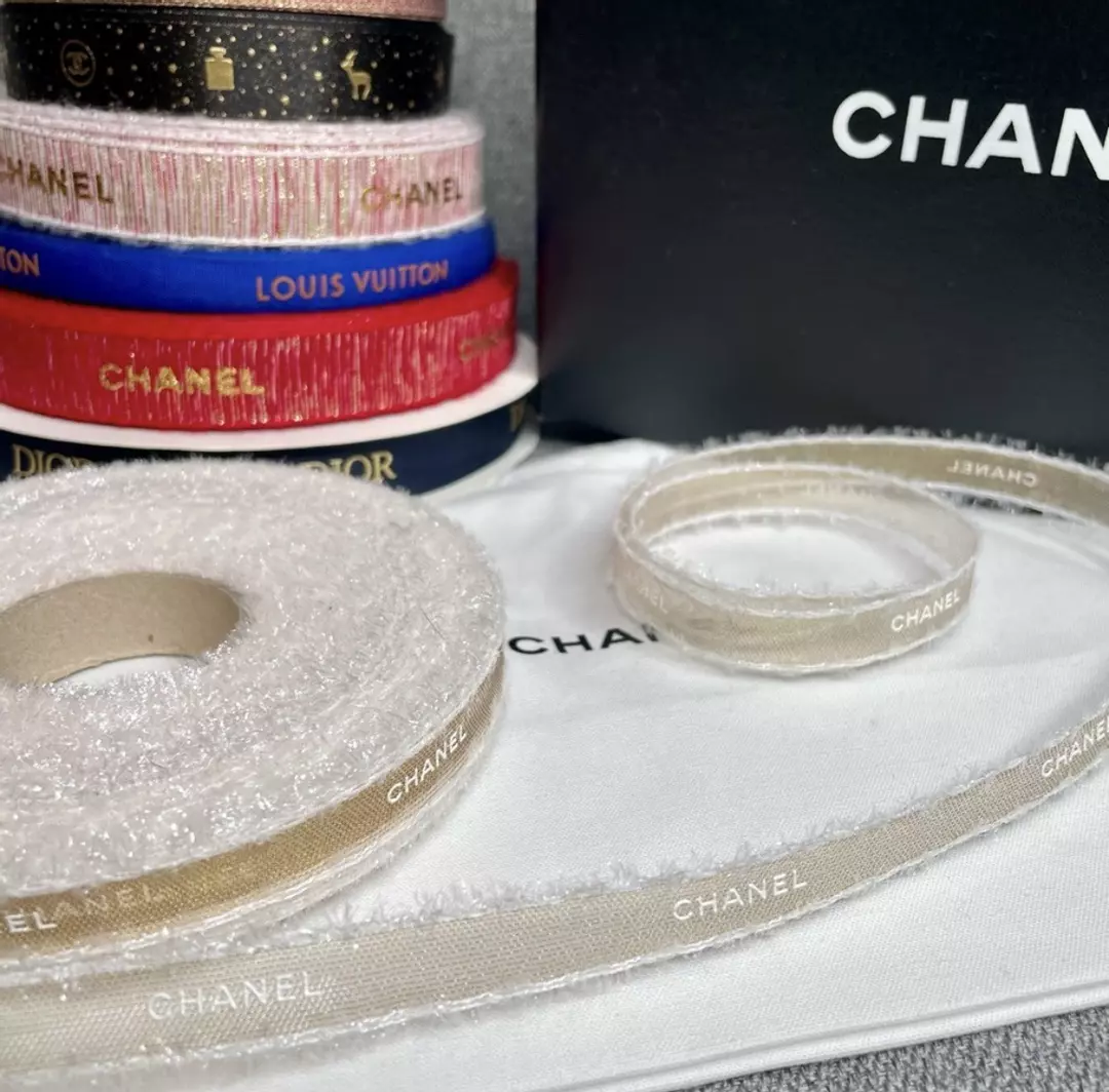 CHANEL Limited Edition Fringed Gold Ribbon by the Yard -1/2" Gold w/ White thumbnail