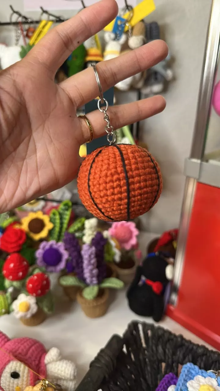 Basketball Keychain thumbnail