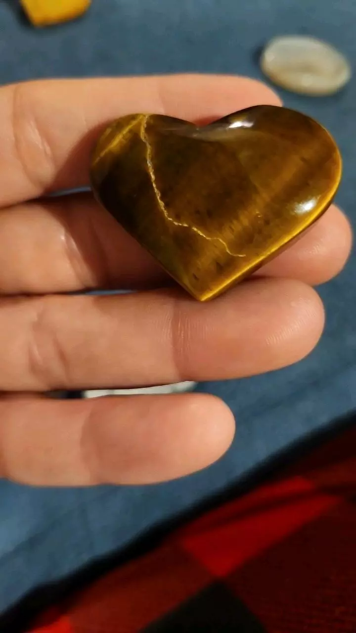 Tiger's Eye heart thumbnail