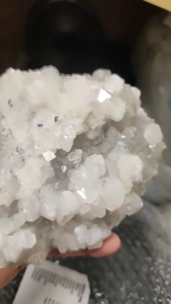 Diamond apophylite on chalcedony base was 300 thumbnail