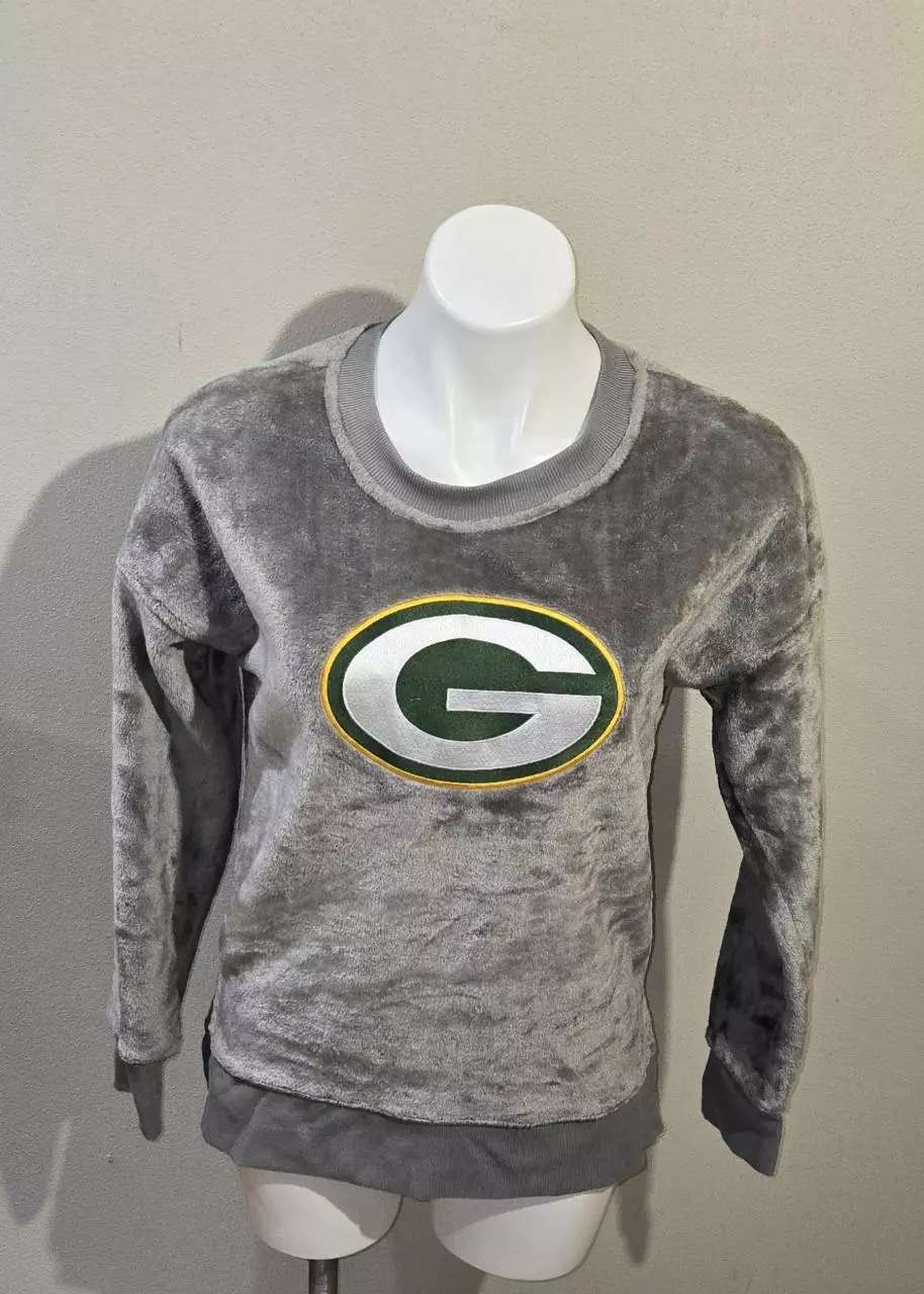 NFL Teen Green Bay Packers Fuzzy Sweater  Teen Size Medium Gray thumbnail