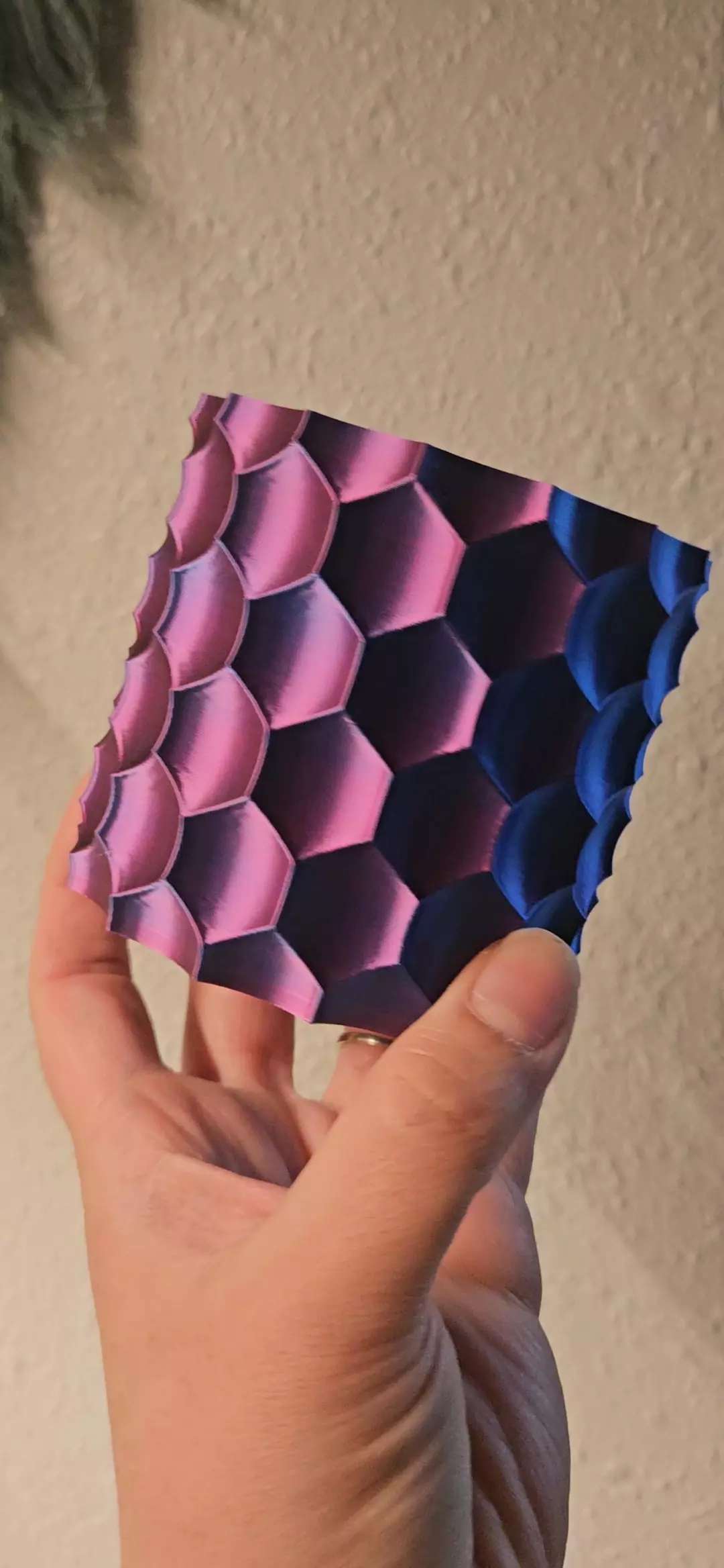 Honeycomb holographic 3" cache pot thumbnail