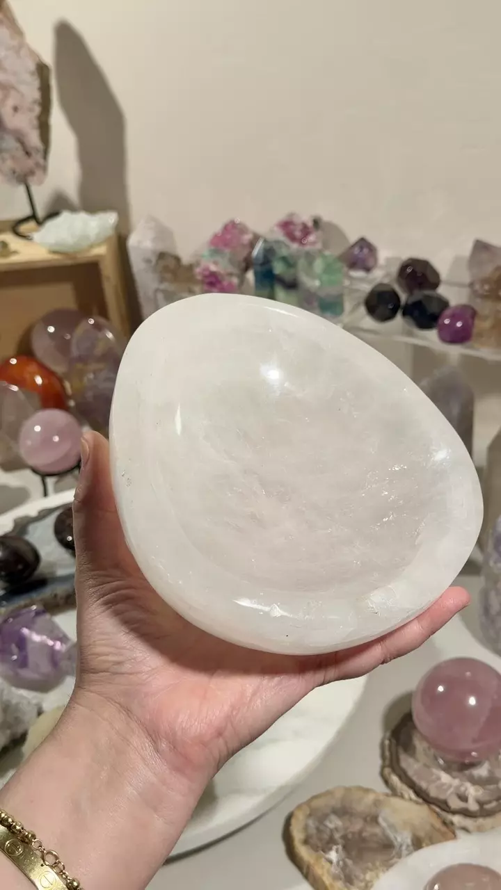 LG Quartz Bowl 3.2 lbs. thumbnail