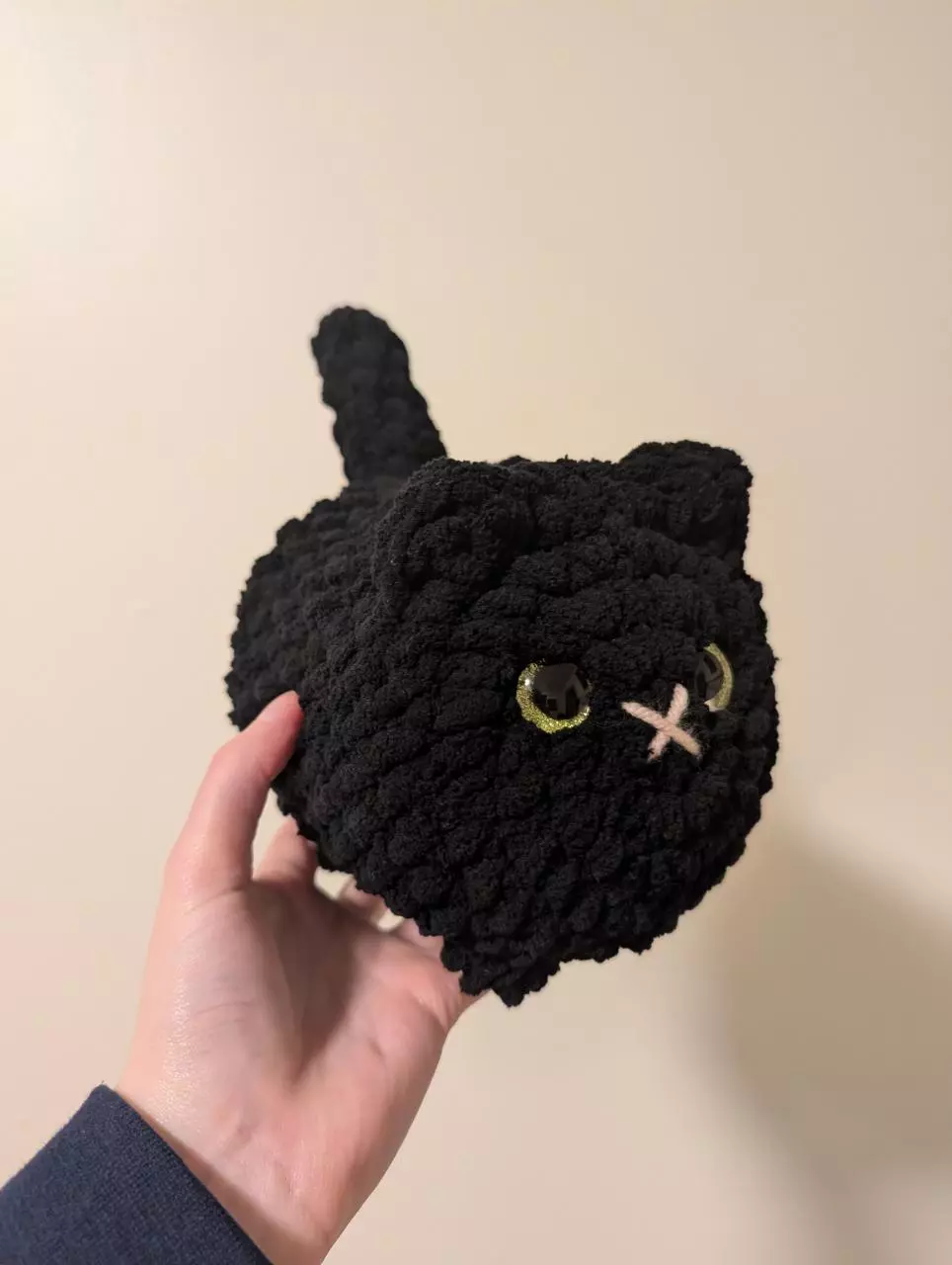Crochet Black Loaf Cat thumbnail
