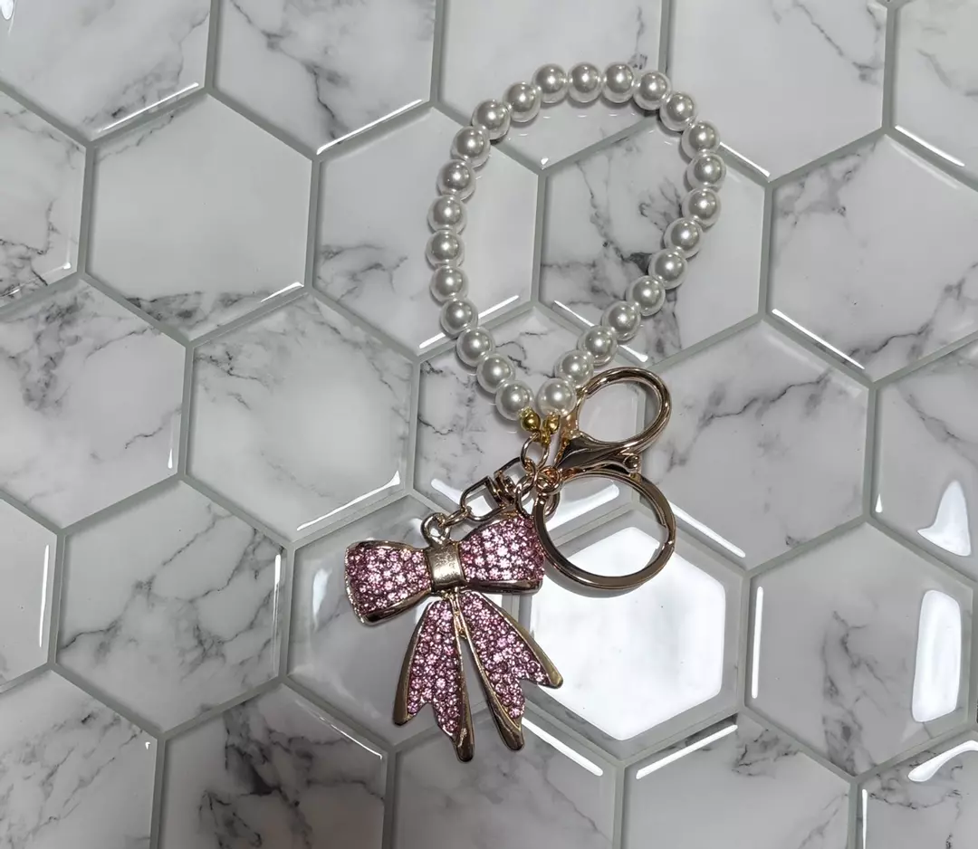 Crystal Bow w/Pearls Pink Keychain/Zipper Pull/Bag charm thumbnail