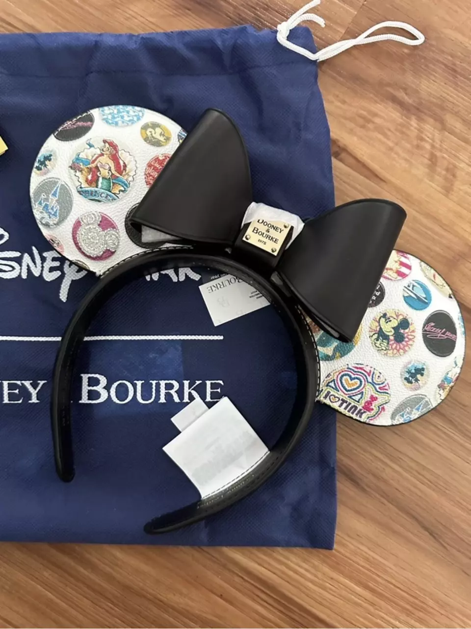 DOONEY & BOURKE BLACK BOW EARS thumbnail