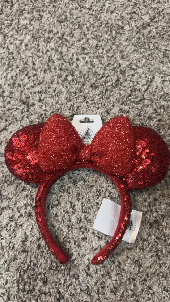 DISNEY PARKS RED SEQUINED EARS thumbnail