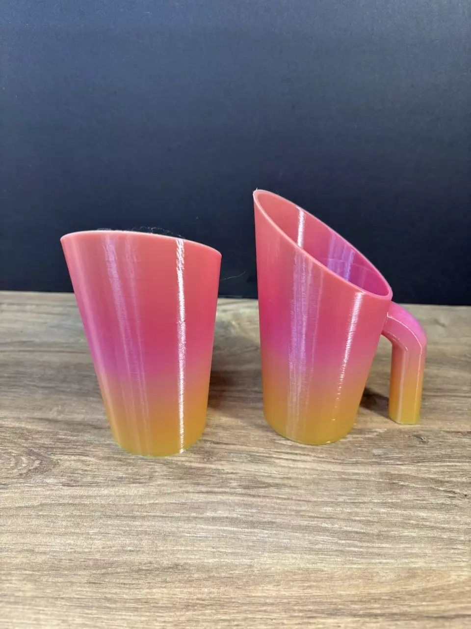Substrate Scoop with Handle - Pink/Yellow thumbnail