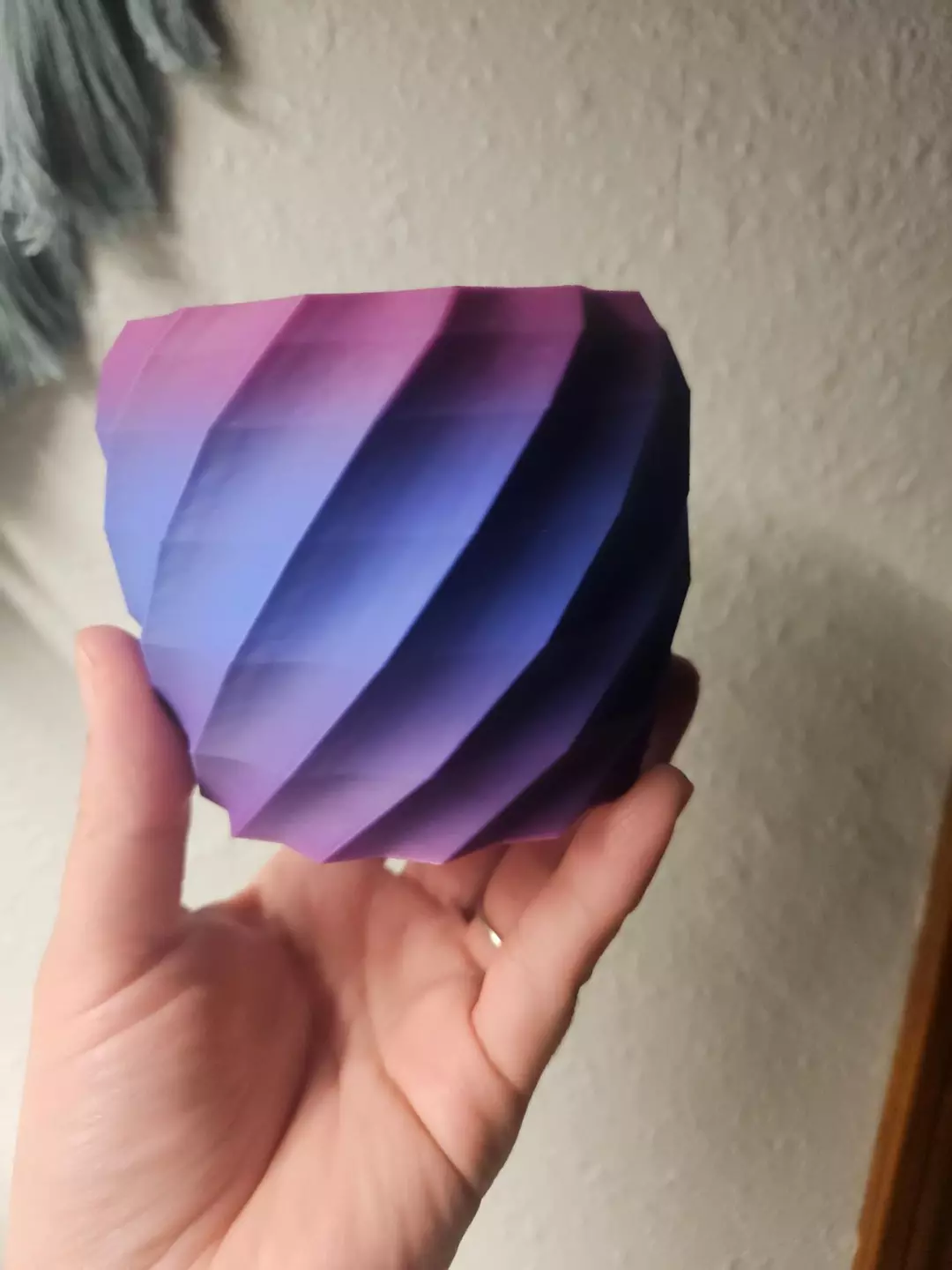 Wave 3" pot in berry thumbnail