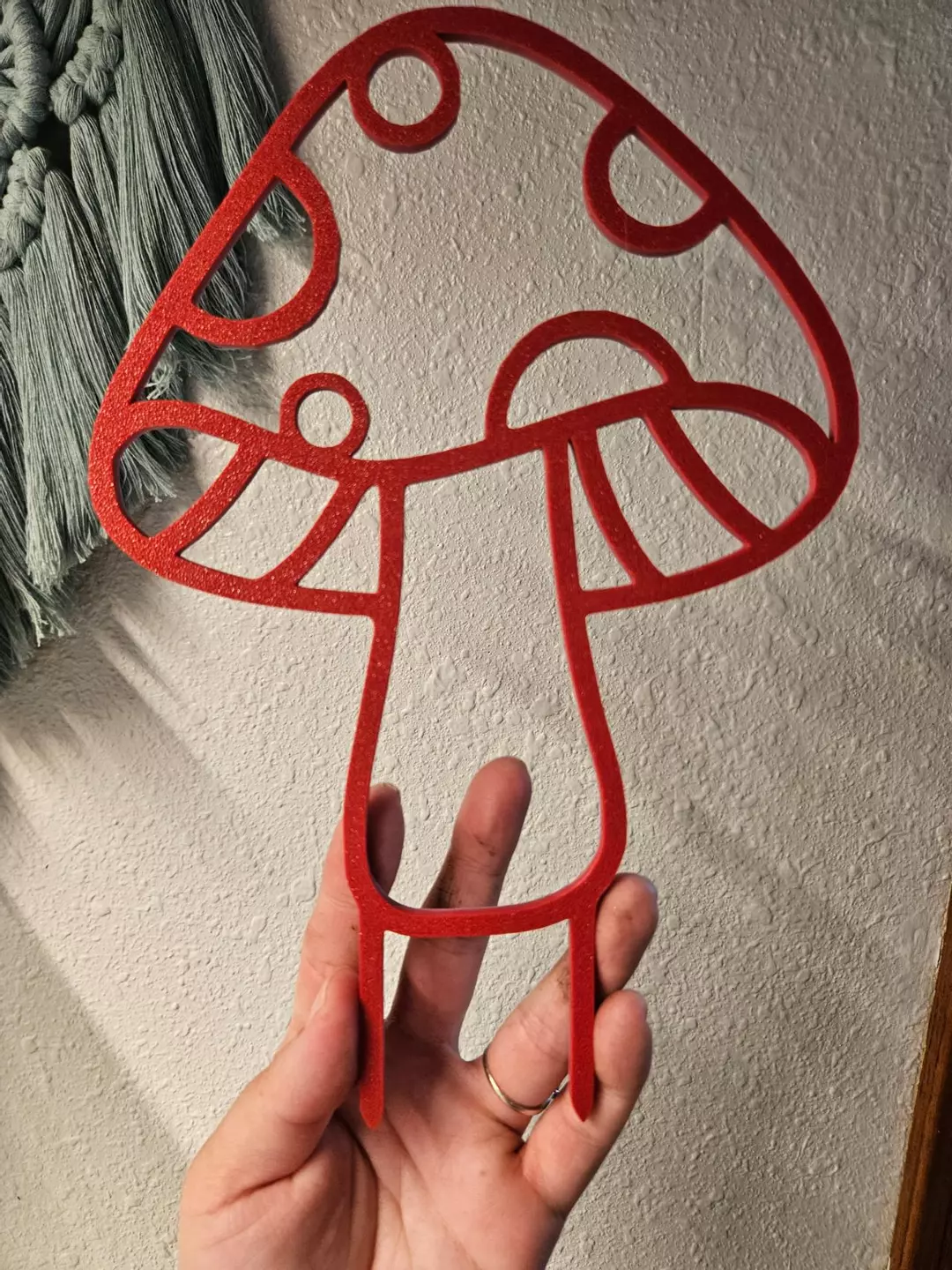 Reversible mushroom trellis thumbnail