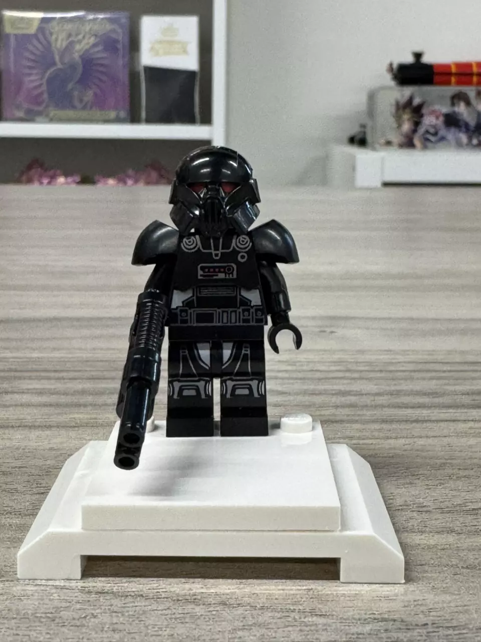 Dark Trooper Minifigure thumbnail