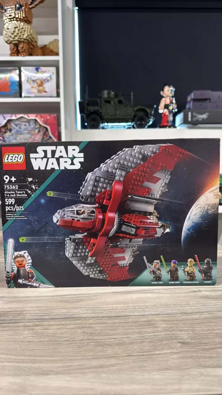 Ahsoka Tano’s T-6 Jedi Shuttle thumbnail