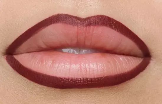 Jeffree Star Velour Lip Liner (Star Mistress) thumbnail
