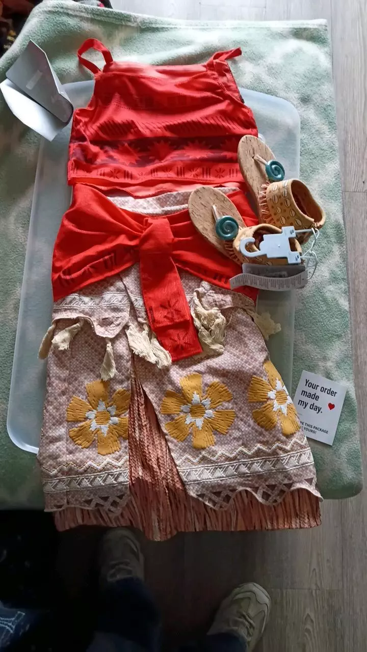 Disney store Moana outfit two-piece size 5 6 shoes 910 thumbnail