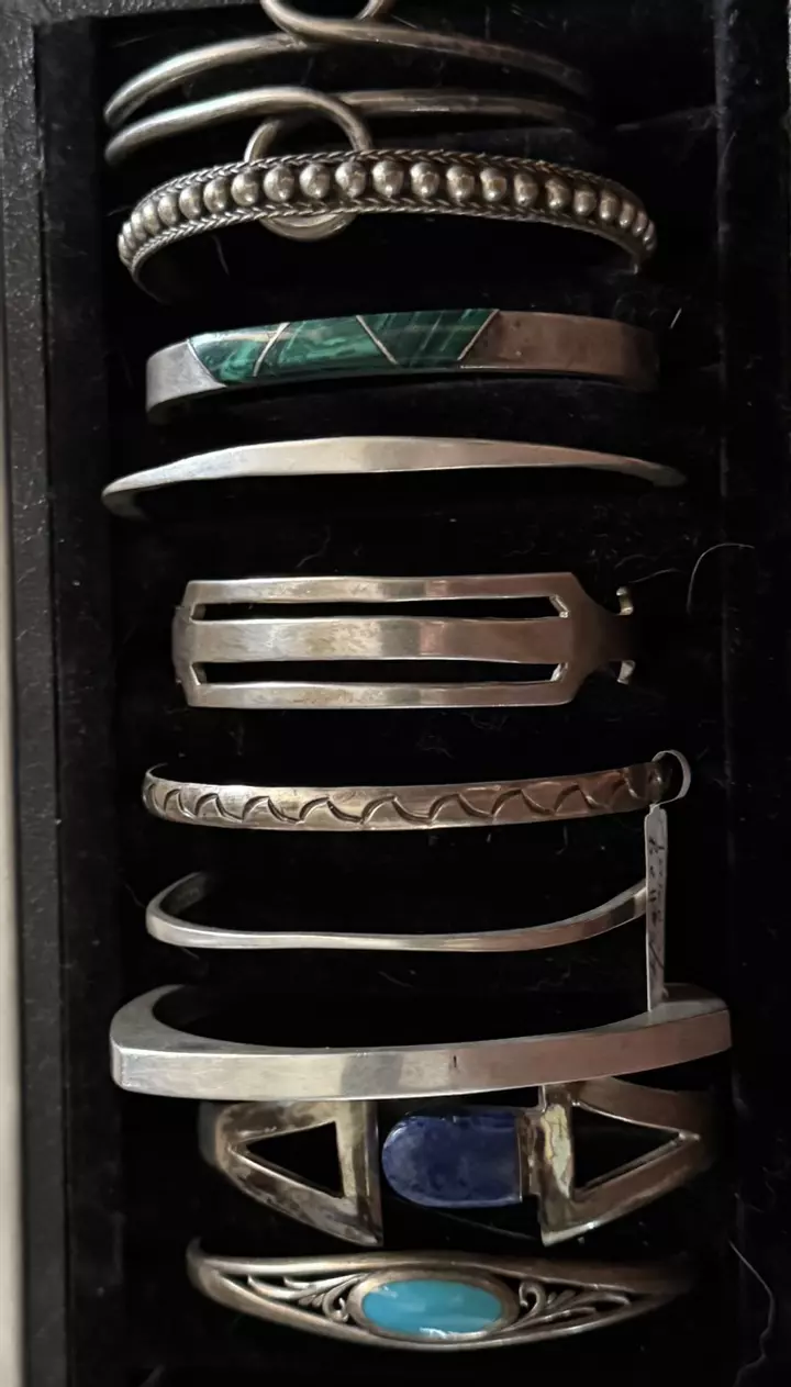 ArtistRobins Vintage Treasures