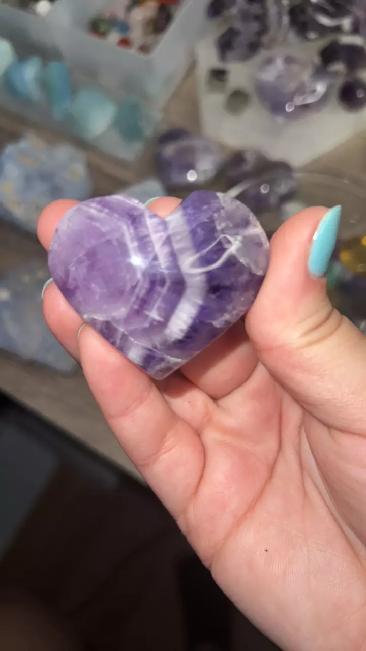 Amethyst Heart thumbnail