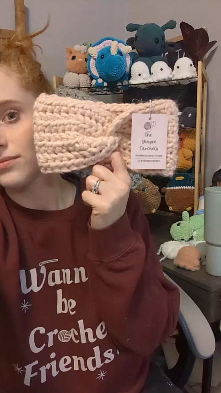 pink headband thumbnail