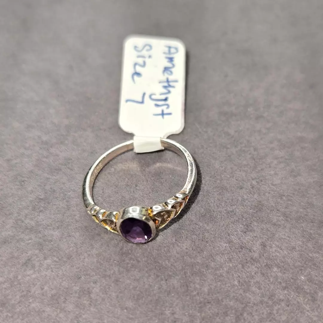 Amethyst Ring thumbnail