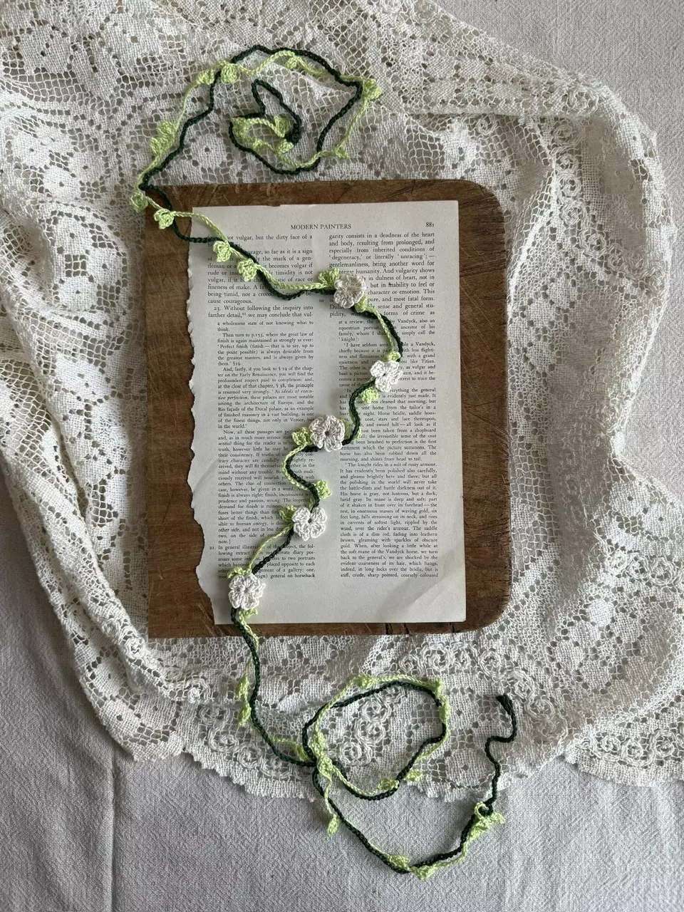 Crochet Flower Crown thumbnail