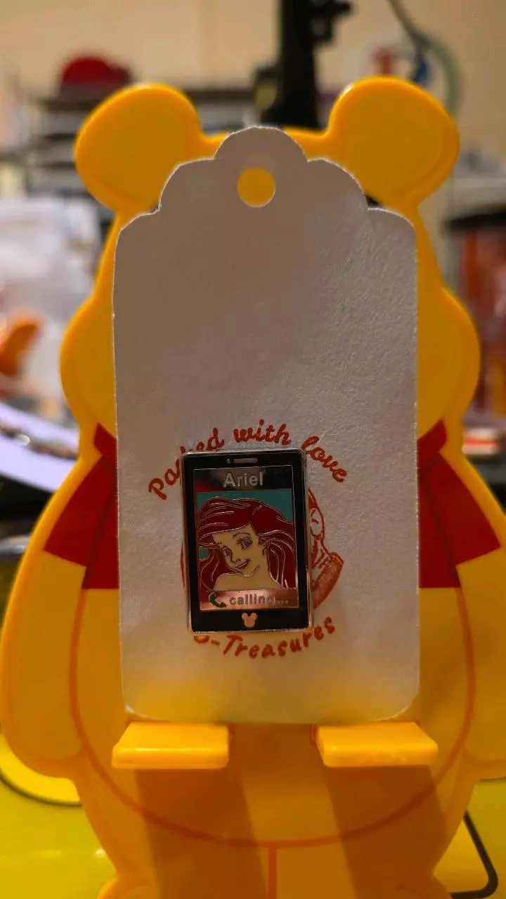 Disney Ariel 2014 Hidden Mickey Pin thumbnail