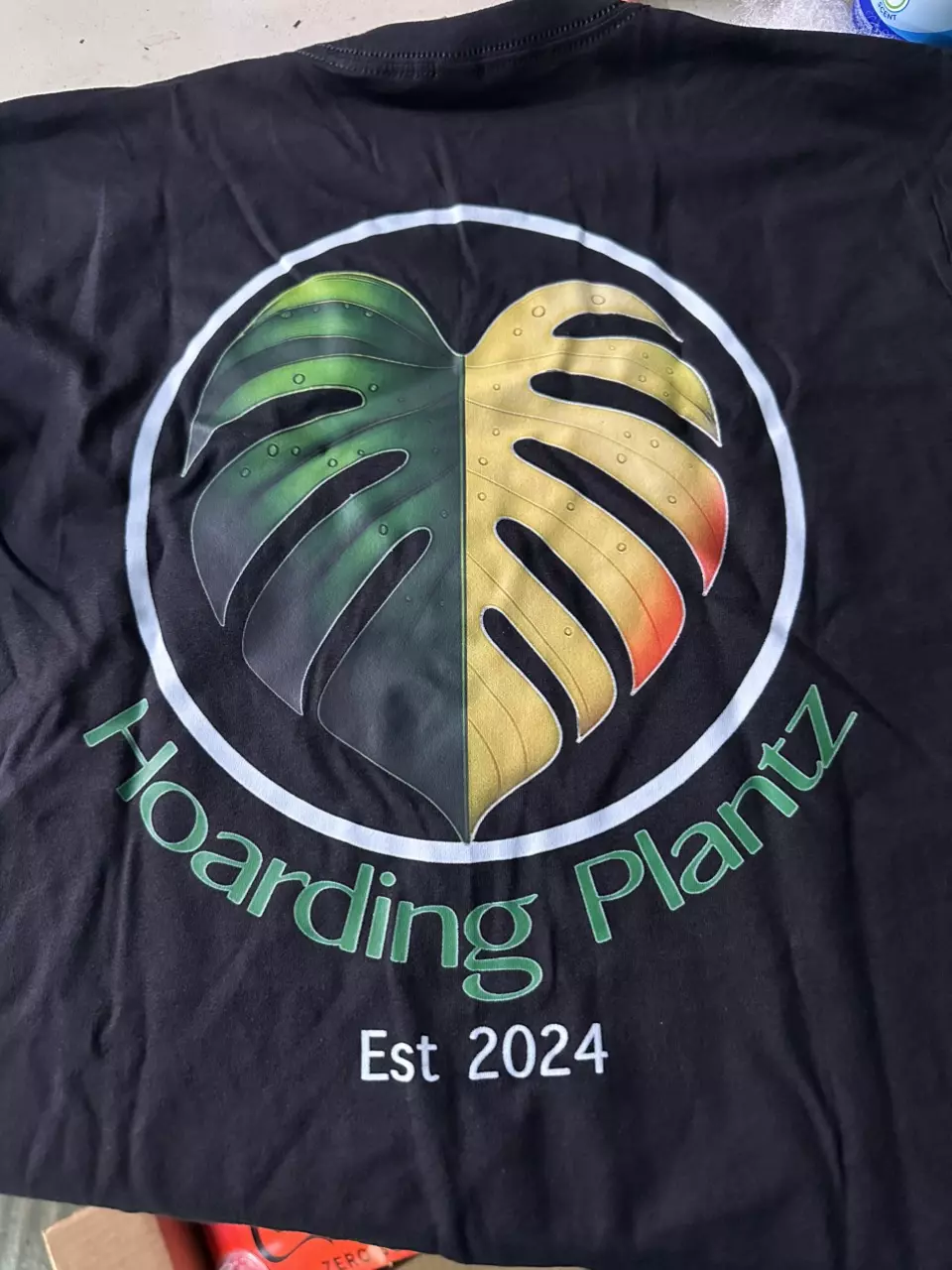 L-  hoarding plants Tshirts thumbnail