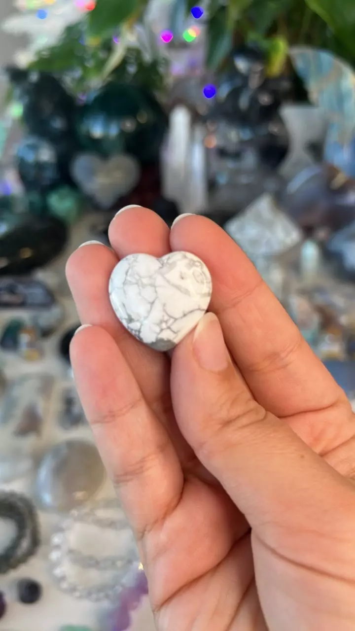 howlite heart - y722 thumbnail