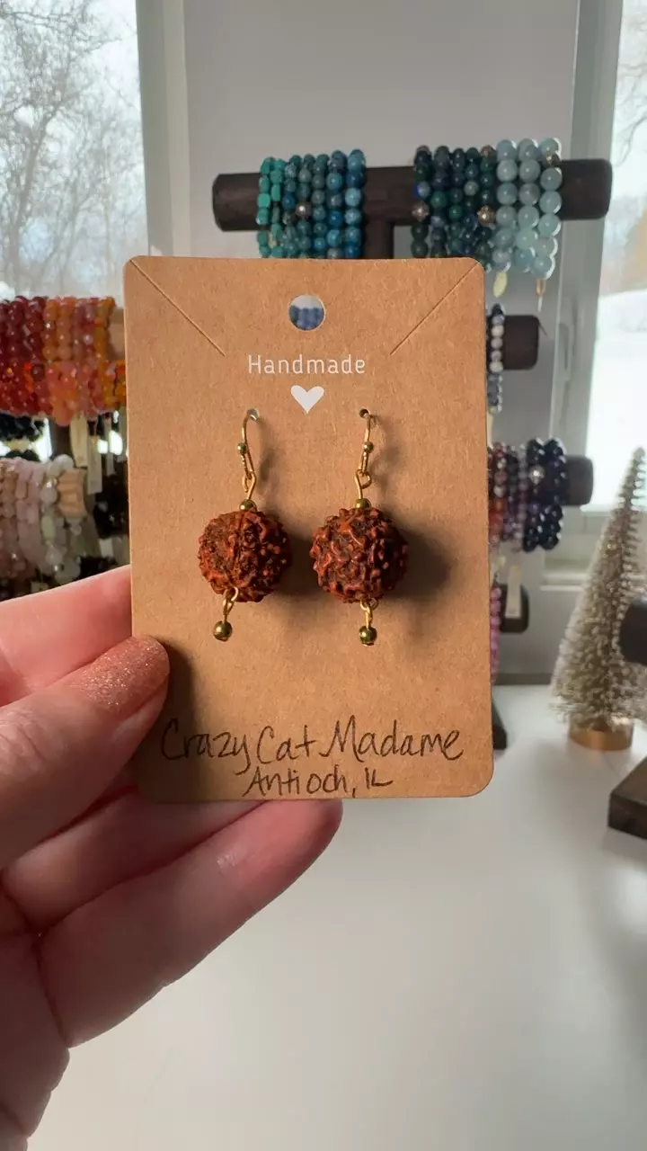 Rudraksha Seed Earring 8b thumbnail