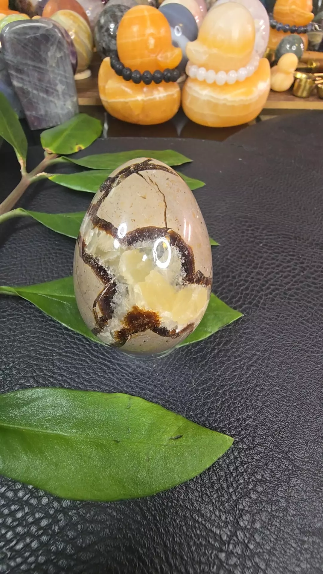 Serpentine Egg (Exact) thumbnail