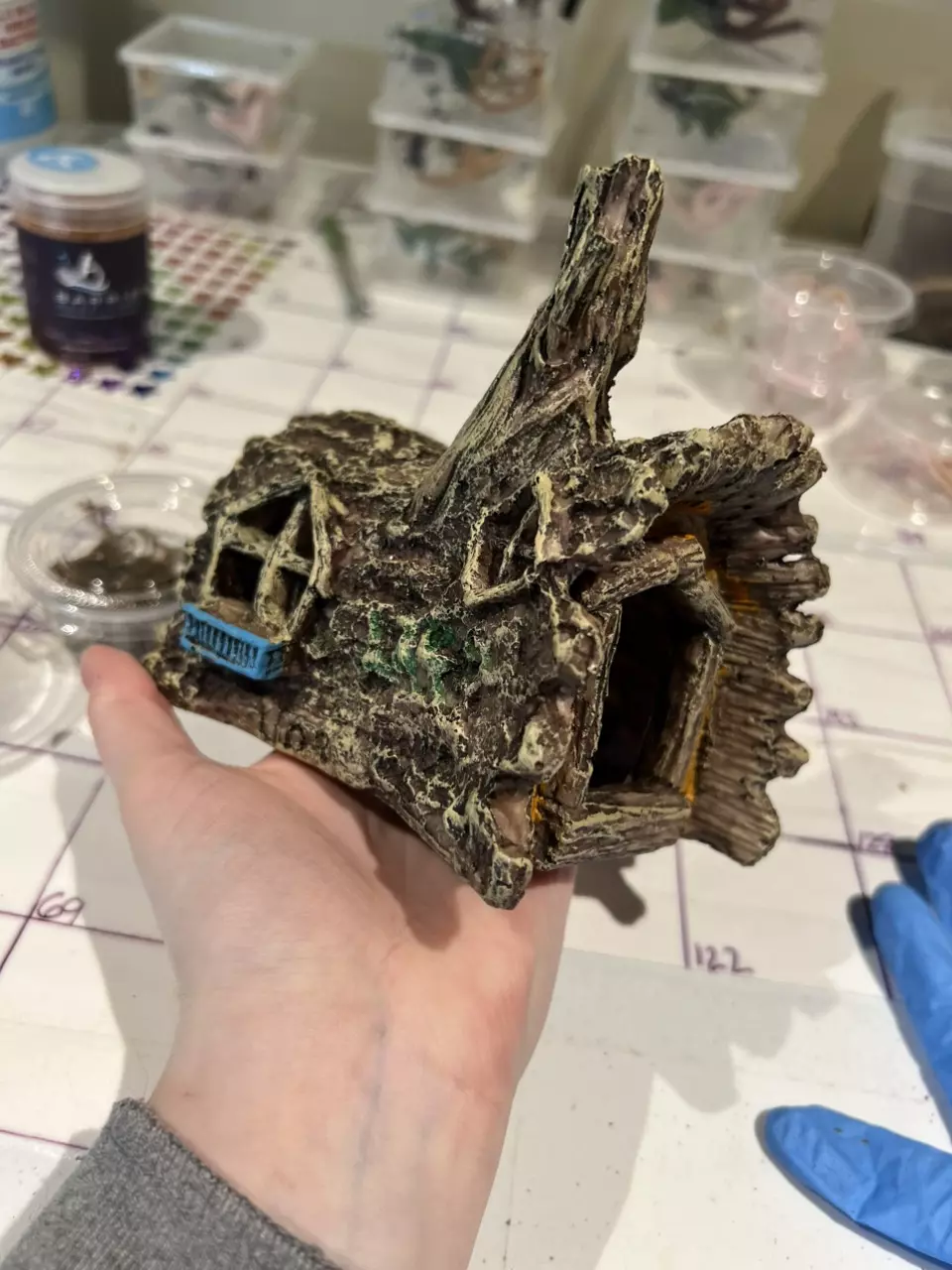 fish decor hut (exact) thumbnail