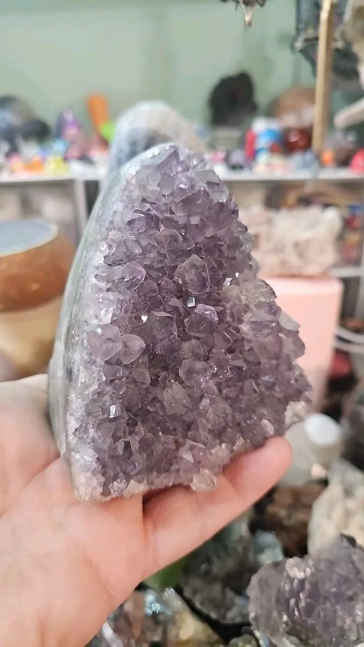 72. Amethyst thumbnail