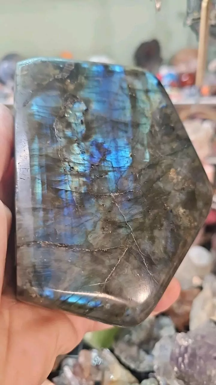 58. Labradorite thumbnail