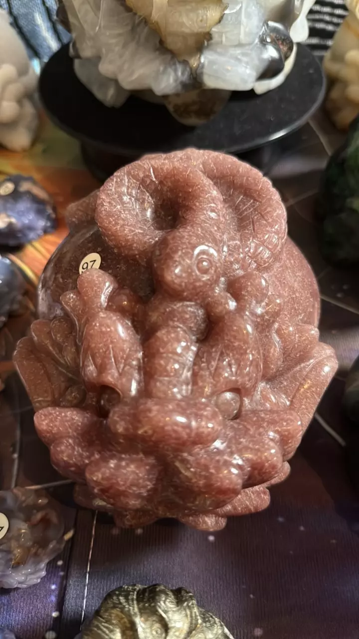 Strawberry Quartz Giant dt thumbnail