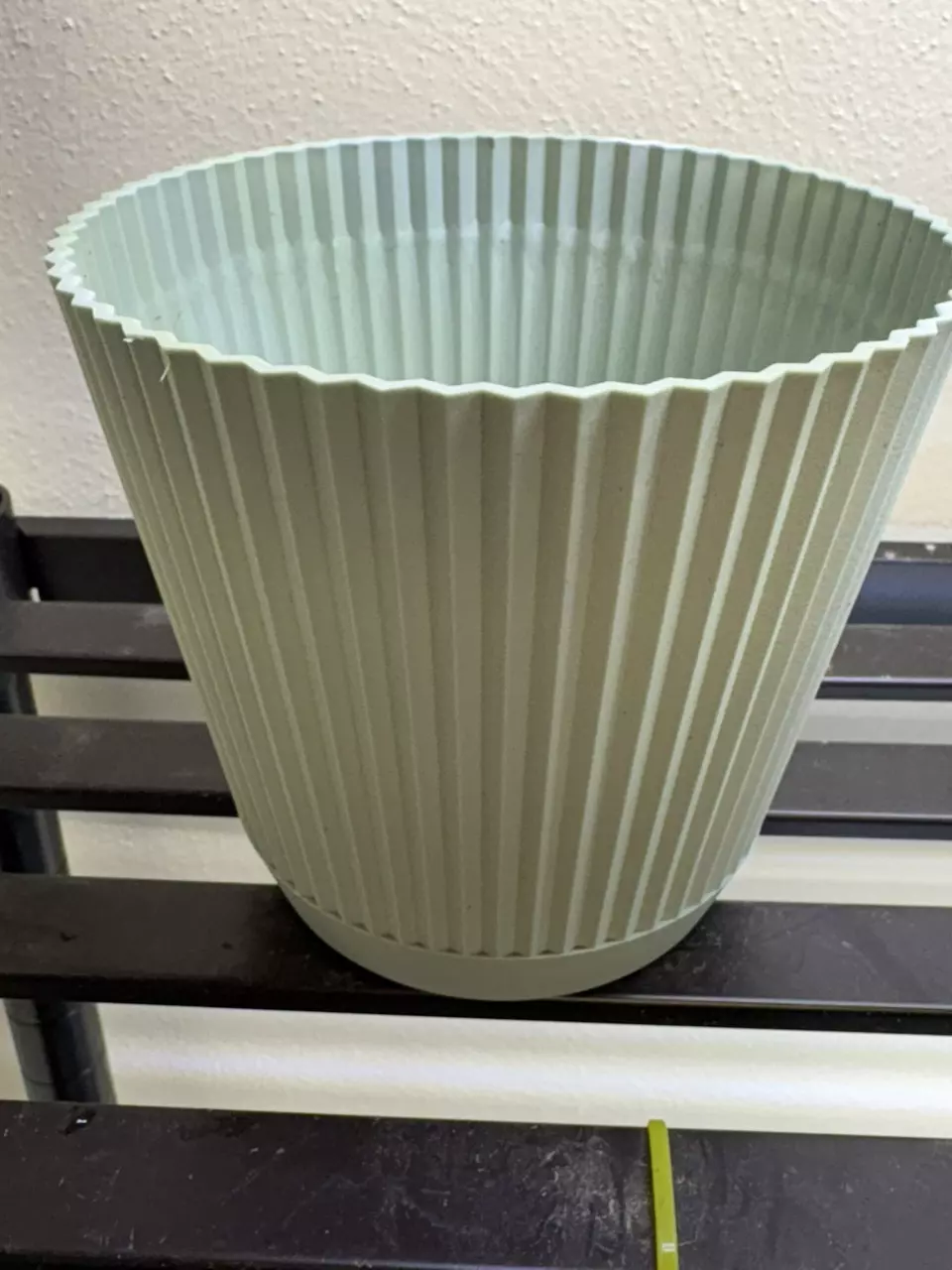 Ruffled 4” Container (has drainage) - sage thumbnail