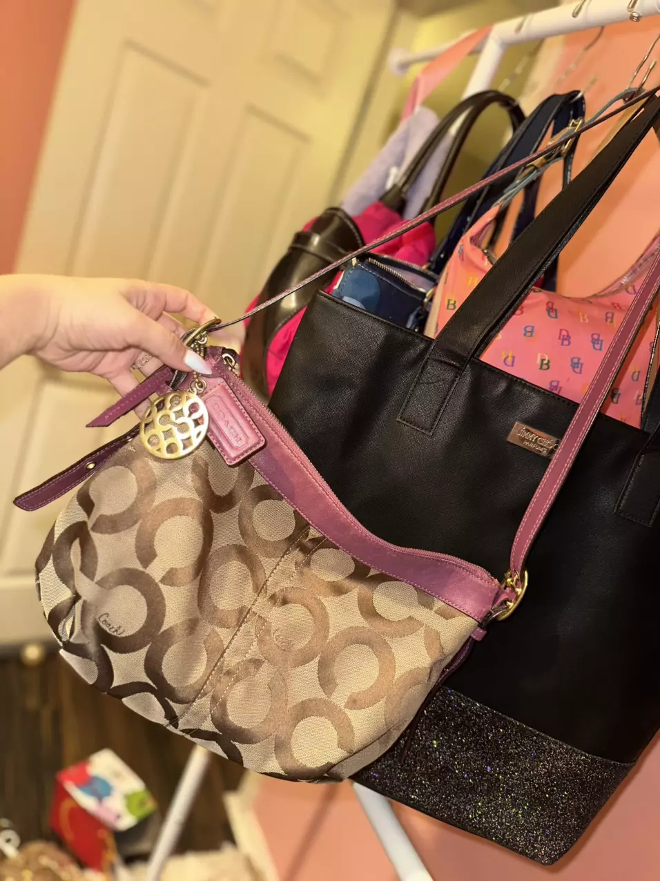 Coach 2009 bag thumbnail