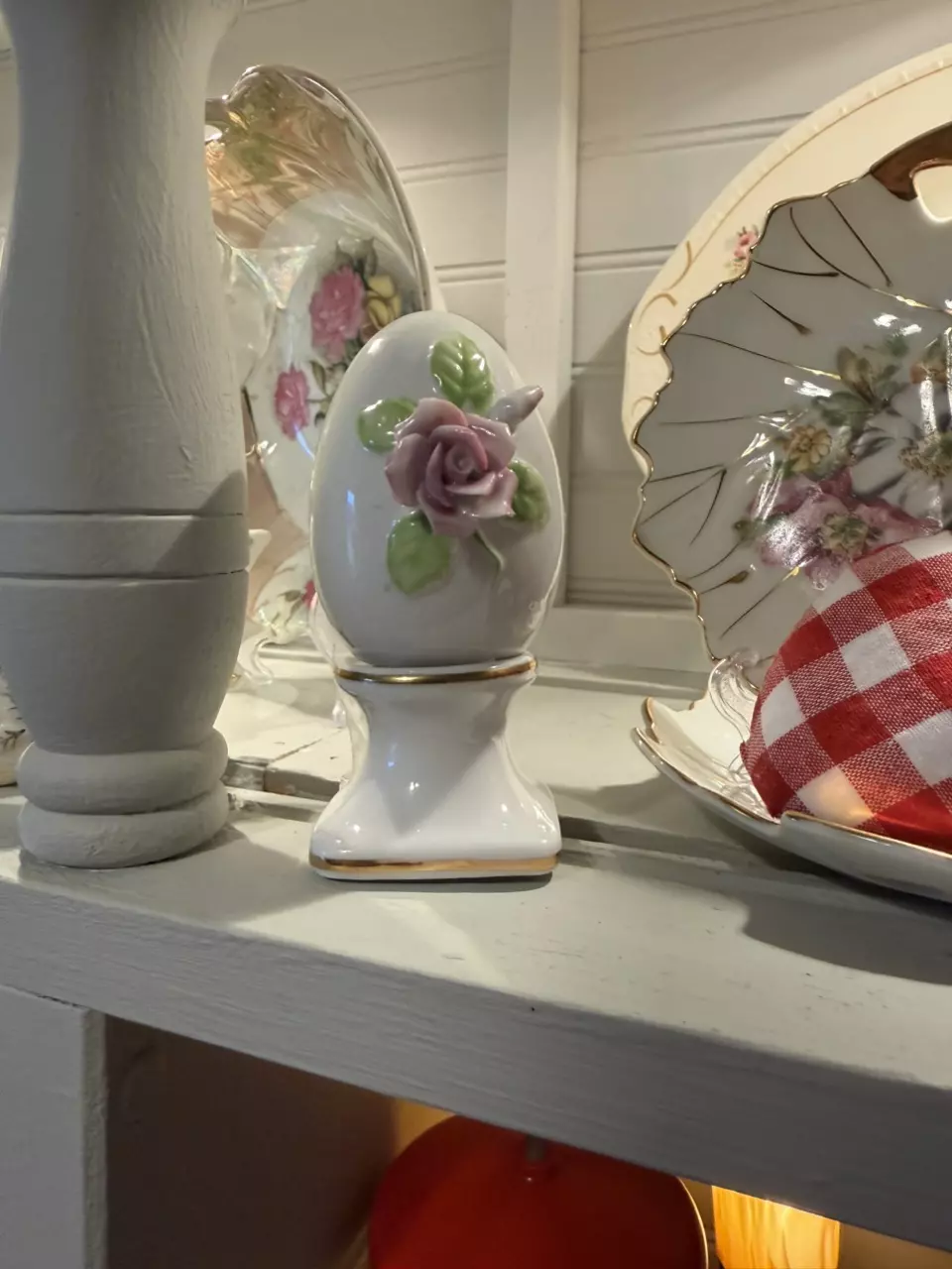 Egg Salt and Pepper Shaker thumbnail