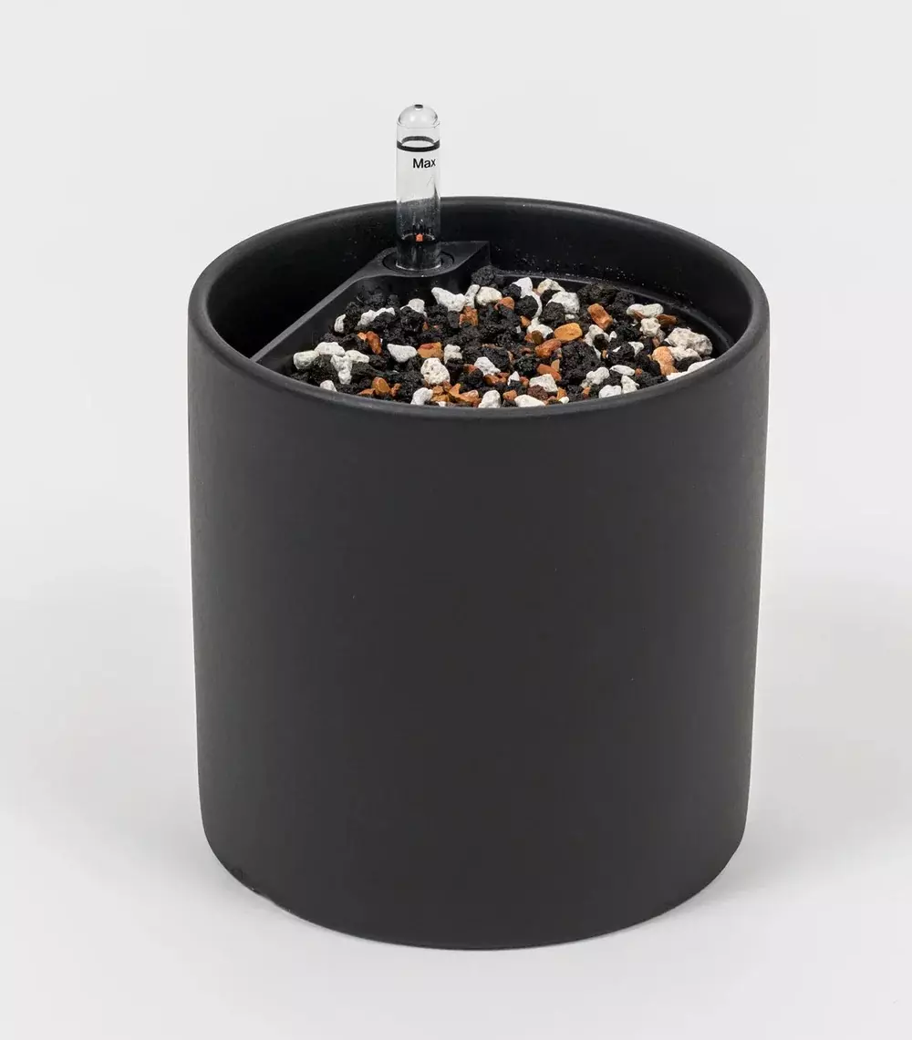 Plantwell 6” self watering planter (Black) thumbnail