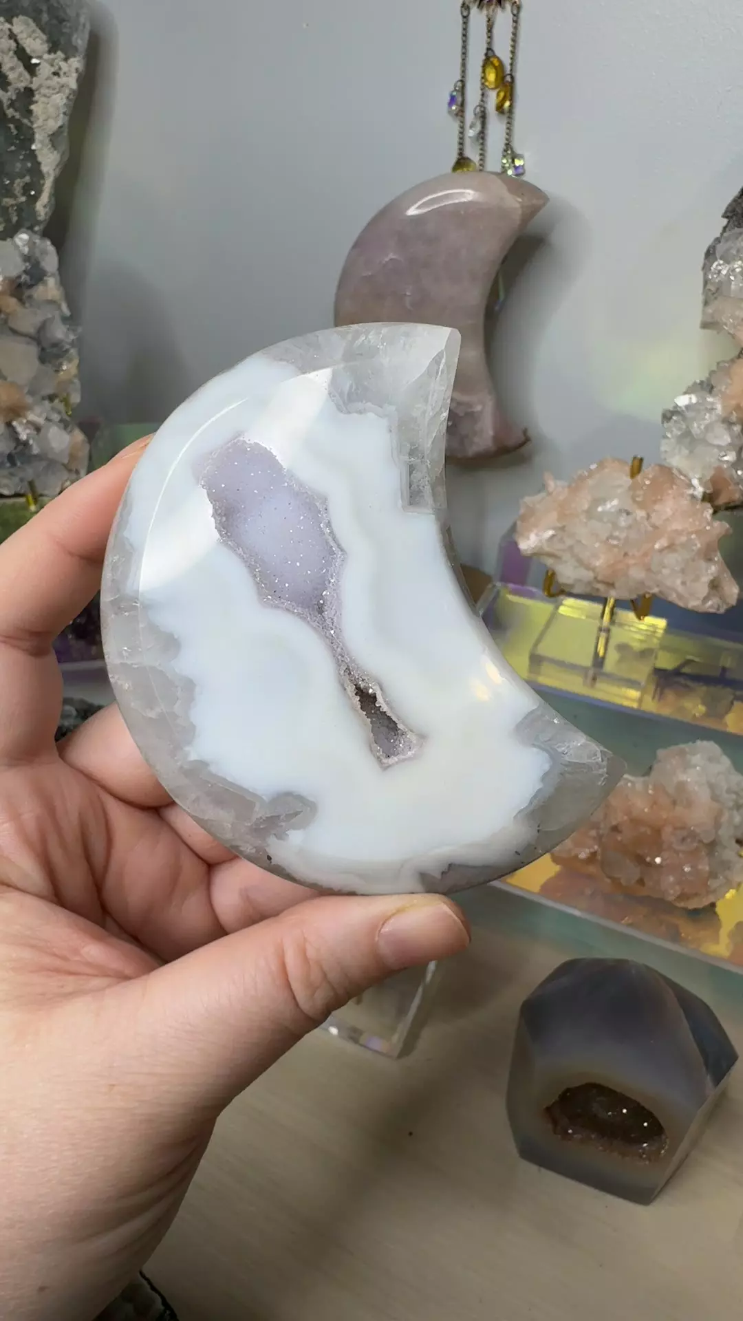 agate moon thumbnail
