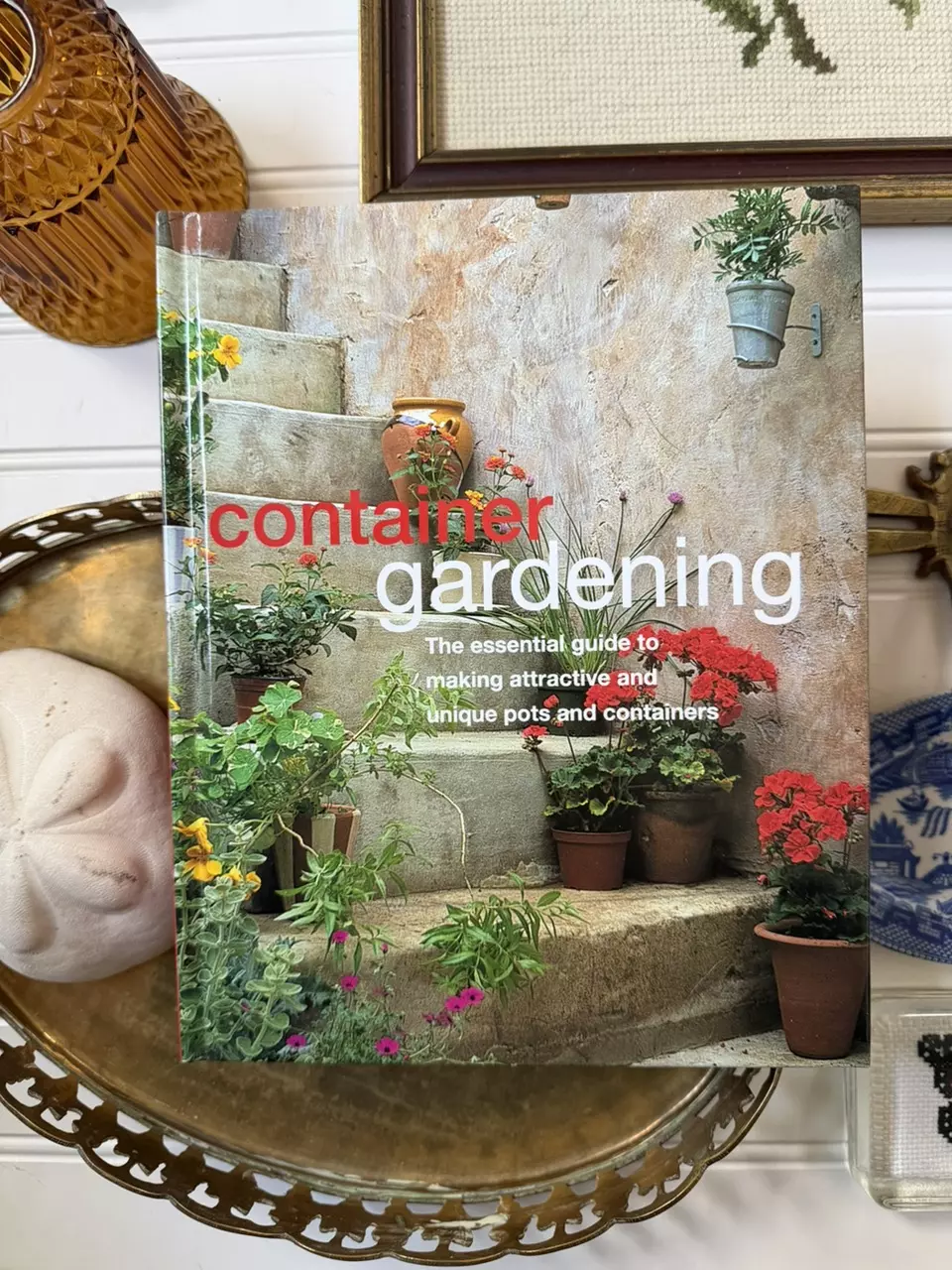 Vintage Garden Container Book thumbnail